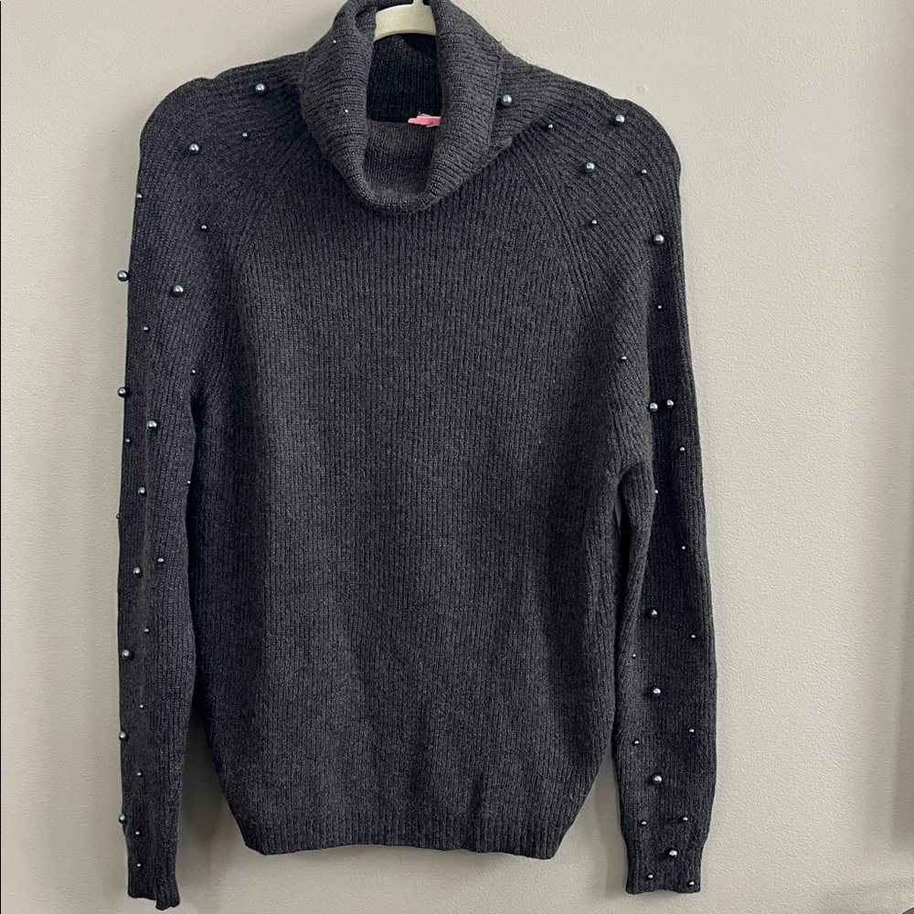Inoah charcoal grey pearl trim turtleneck sweater size medium/ large new